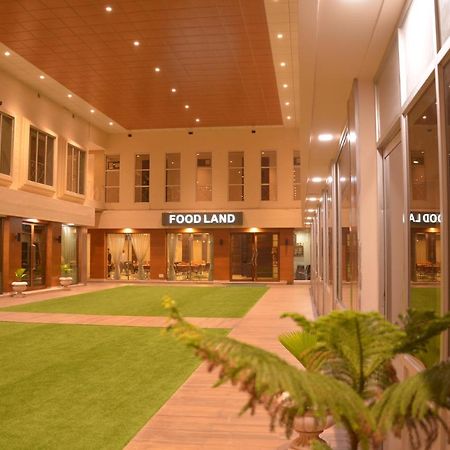 Hotel Prince Residency Bhuj Exteriör bild